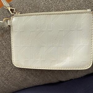 Michael kors small wristlet